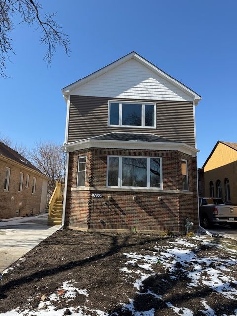 Photo of 1422 S 13th Avenue, Maywood, IL 60153 (MLS # 12597088)