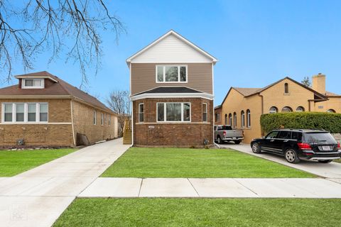 Photo of 1422 S 13th Avenue, Maywood, IL 60153 (MLS # 12597088)