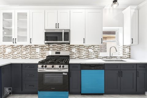 Tiny photo for 1422 S 13th Avenue, Maywood, IL 60153 (MLS # 12597088)