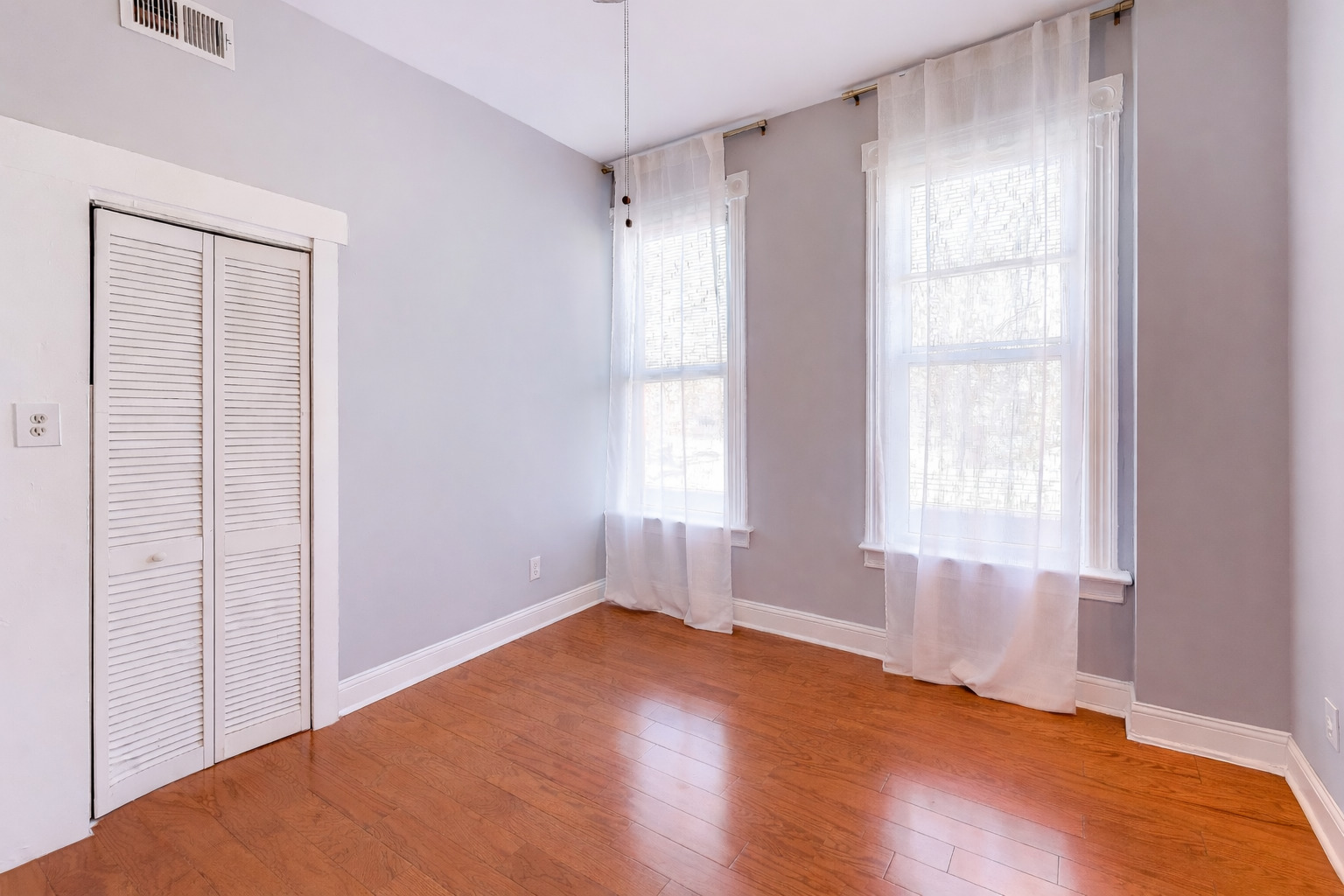 2254 N Racine Avenue