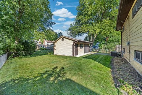Tiny photo for 1814 Illinois Road, Northbrook, IL 60062 (MLS # 12476917)