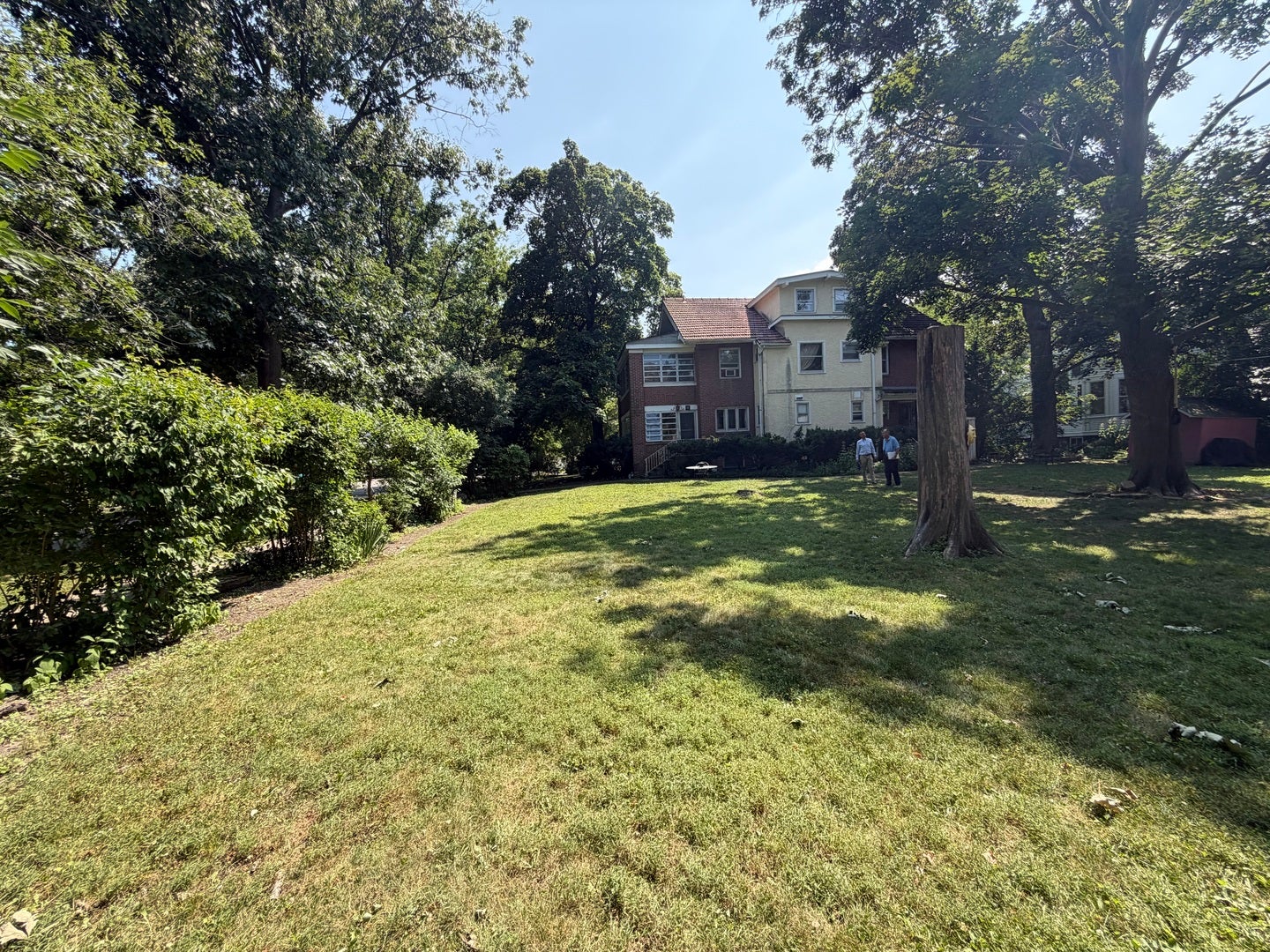 2530 Mcdaniel Avenue