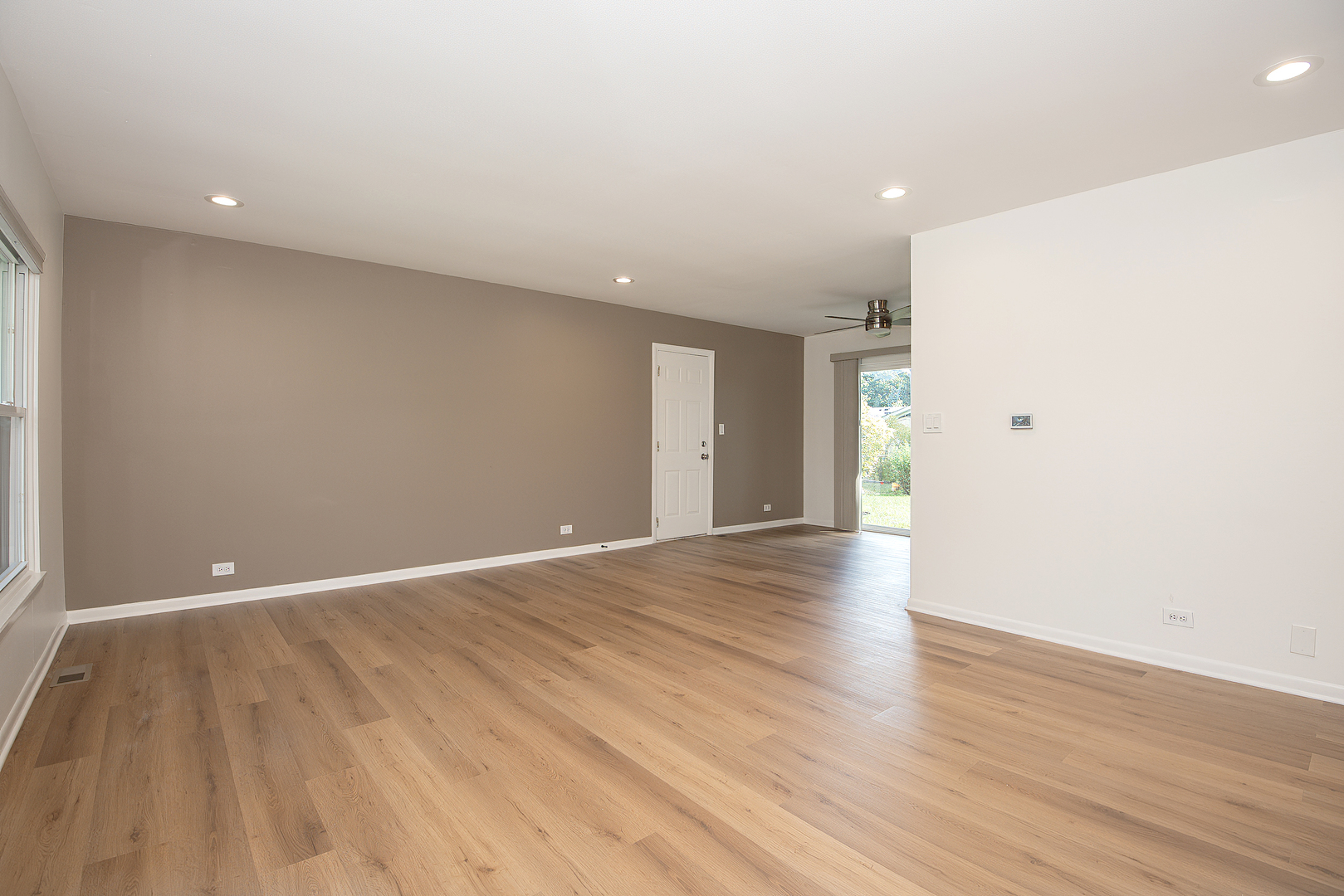 1021 Lonsdale Road