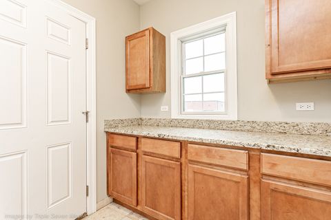 Tiny photo for 831 N Yale Avenue, Villa Park, IL 60181 (MLS # 12627206)