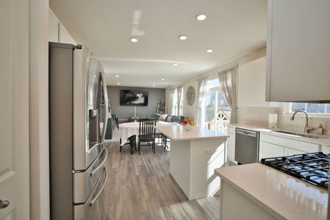 Tiny photo for 574 Coach Road, Yorkville, IL 60560 (MLS # 12614265)