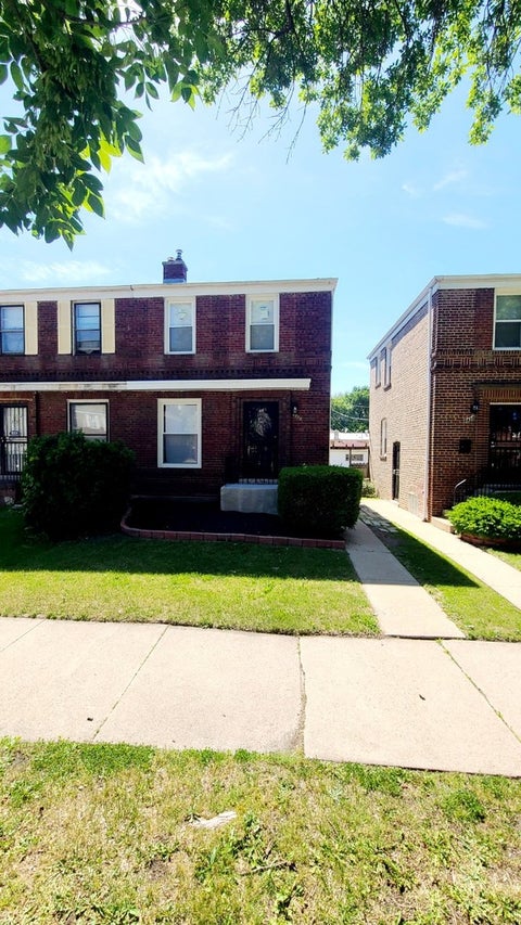 Tiny photo for 8822 S Kenwood Avenue S, Chicago, IL 60619 (MLS # 12686077)
