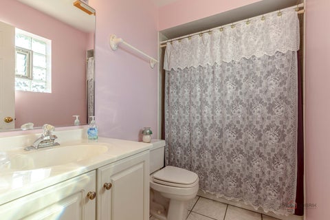 Tiny photo for 8000 N OKETO Avenue, Niles, IL 60714 (MLS # 12794465)