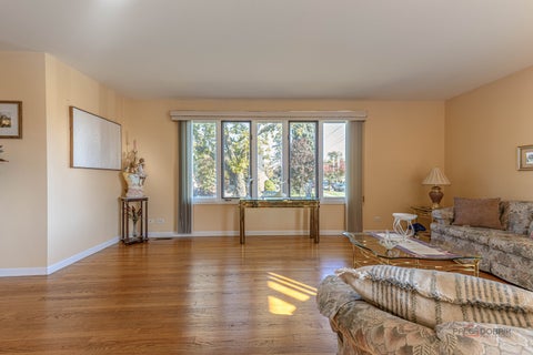 Tiny photo for 8000 N OKETO Avenue, Niles, IL 60714 (MLS # 12794465)