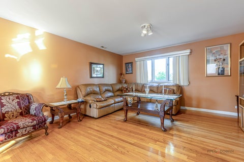 Tiny photo for 8000 N OKETO Avenue, Niles, IL 60714 (MLS # 12794465)