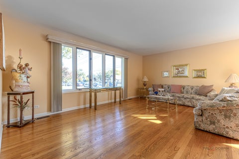 Tiny photo for 8000 N OKETO Avenue, Niles, IL 60714 (MLS # 12794465)