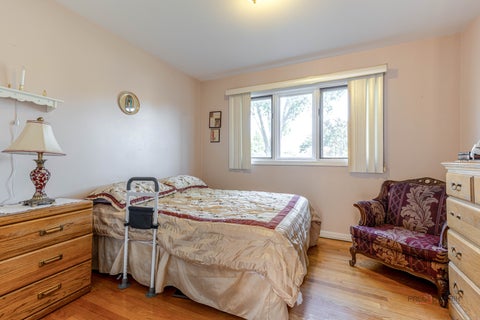 Tiny photo for 8000 N OKETO Avenue, Niles, IL 60714 (MLS # 12794465)