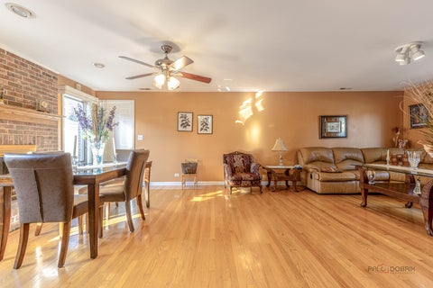Tiny photo for 8000 N OKETO Avenue, Niles, IL 60714 (MLS # 12794465)