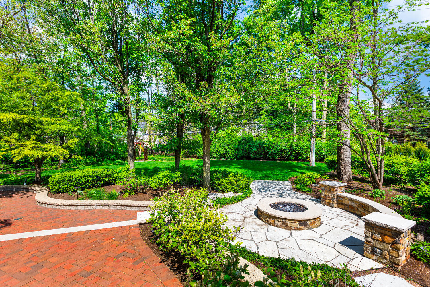 1046 Sylvan Circle