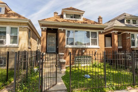 Tiny photo for 6443 S Talman Avenue, Chicago, IL 60629 (MLS # 12687321)