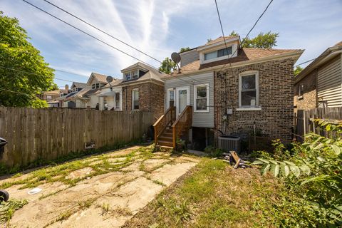 Tiny photo for 6443 S Talman Avenue, Chicago, IL 60629 (MLS # 12687321)
