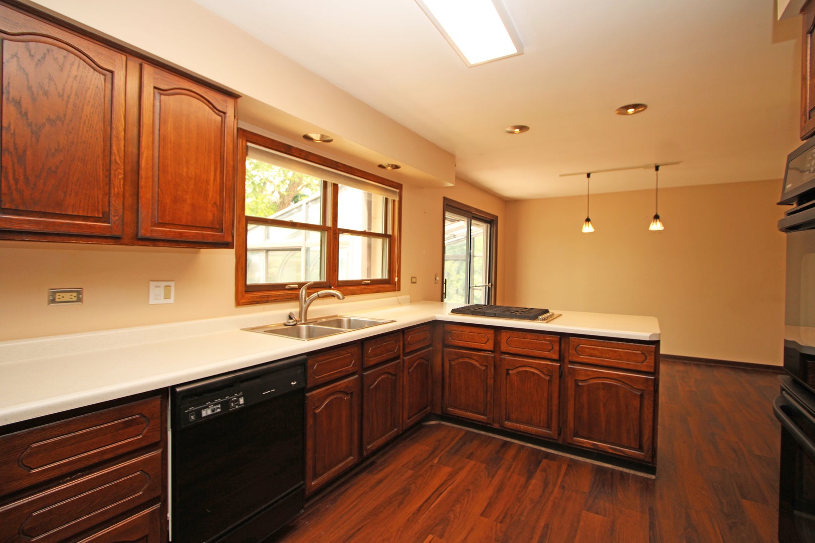 23428 W Mallard Court