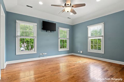 Tiny photo for 2341 Catherine Street, Northbrook, IL 60062 (MLS # 12629448)