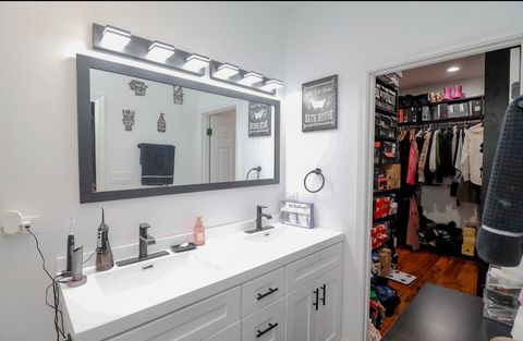 Tiny photo for 2922 N New England Avenue, Chicago, IL 60634 (MLS # 12682150)