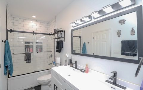 Tiny photo for 2922 N New England Avenue, Chicago, IL 60634 (MLS # 12682150)