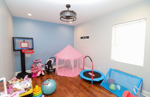 Tiny photo for 2922 N New England Avenue, Chicago, IL 60634 (MLS # 12682150)