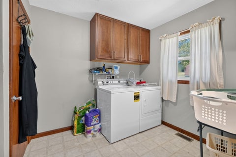 Tiny photo for 303 Cherry Hill Drive, Mount Carmel, IL 62863 (MLS # 12787443)