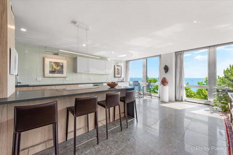 Tiny photo for 860 N LAKE SHORE Drive #4M, Chicago, IL 60611 (MLS # 12600273)