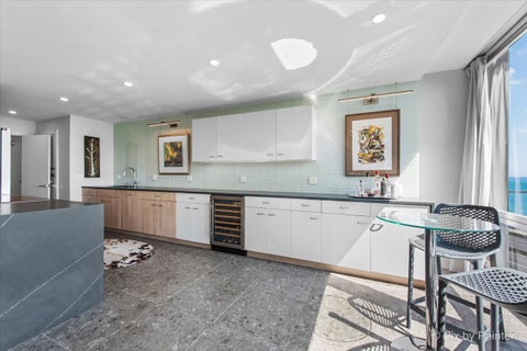 Tiny photo for 860 N LAKE SHORE Drive #4M, Chicago, IL 60611 (MLS # 12600273)