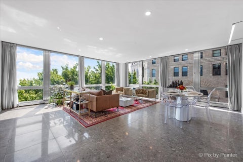 Tiny photo for 860 N LAKE SHORE Drive #4M, Chicago, IL 60611 (MLS # 12600273)