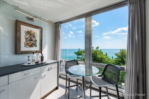 Tiny photo for 860 N LAKE SHORE Drive #4M, Chicago, IL 60611 (MLS # 12600273)