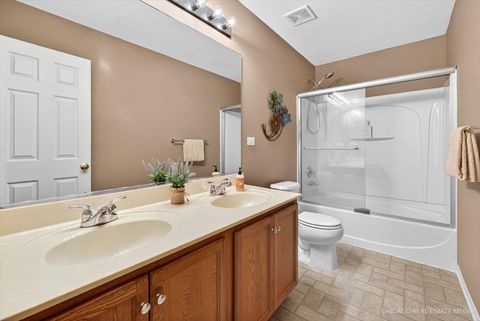 Tiny photo for 410 Brookhaven Trail, Pingree Grove, IL 60140 (MLS # 12512482)