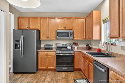 Tiny photo for 410 Brookhaven Trail, Pingree Grove, IL 60140 (MLS # 12512482)