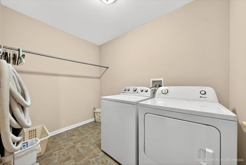 Tiny photo for 410 Brookhaven Trail, Pingree Grove, IL 60140 (MLS # 12512482)