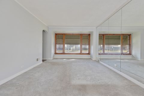 Tiny photo for 8550 S Jeffery Boulevard, Chicago, IL 60617 (MLS # 12512625)