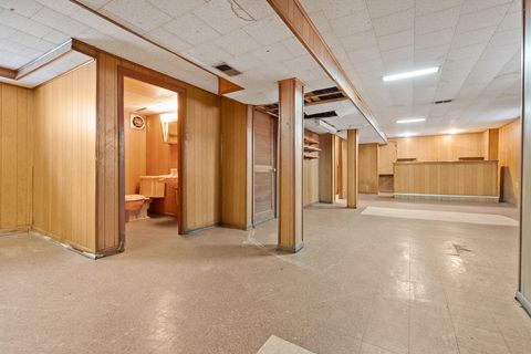 Tiny photo for 8550 S Jeffery Boulevard, Chicago, IL 60617 (MLS # 12512625)