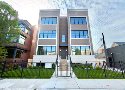 Photo of 2644 N Lakewood Avenue #2N, Chicago, IL 60614 (MLS # 12731733)