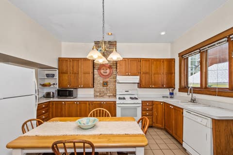 Tiny photo for 413 Dempster Street, Evanston, IL 60201 (MLS # 12717362)