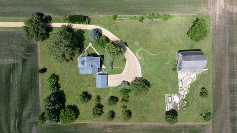 Tiny photo for 972 Hamilton Road, Rock Falls, IL 61071 (MLS # 12686161)