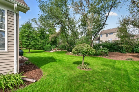 Tiny photo for 1068 Fox Path, West Dundee, IL 60118 (MLS # 12770341)