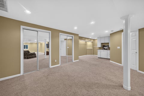 Tiny photo for 1068 Fox Path, West Dundee, IL 60118 (MLS # 12770341)
