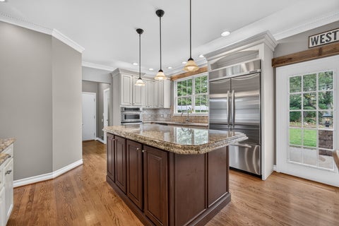 Tiny photo for 1068 Fox Path, West Dundee, IL 60118 (MLS # 12770341)