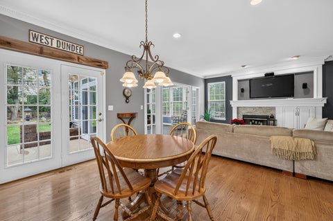 Tiny photo for 1068 Fox Path, West Dundee, IL 60118 (MLS # 12770341)