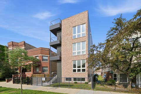 Photo of 1244 N Kedzie Avenue #4, Chicago, IL 60651 (MLS # 12725342)