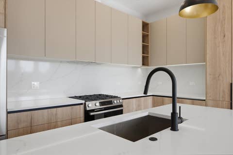 Tiny photo for 1244 N Kedzie Avenue #4, Chicago, IL 60651 (MLS # 12725342)