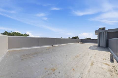 Tiny photo for 1244 N Kedzie Avenue #4, Chicago, IL 60651 (MLS # 12725342)