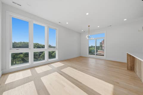 Tiny photo for 1244 N Kedzie Avenue #4, Chicago, IL 60651 (MLS # 12725342)