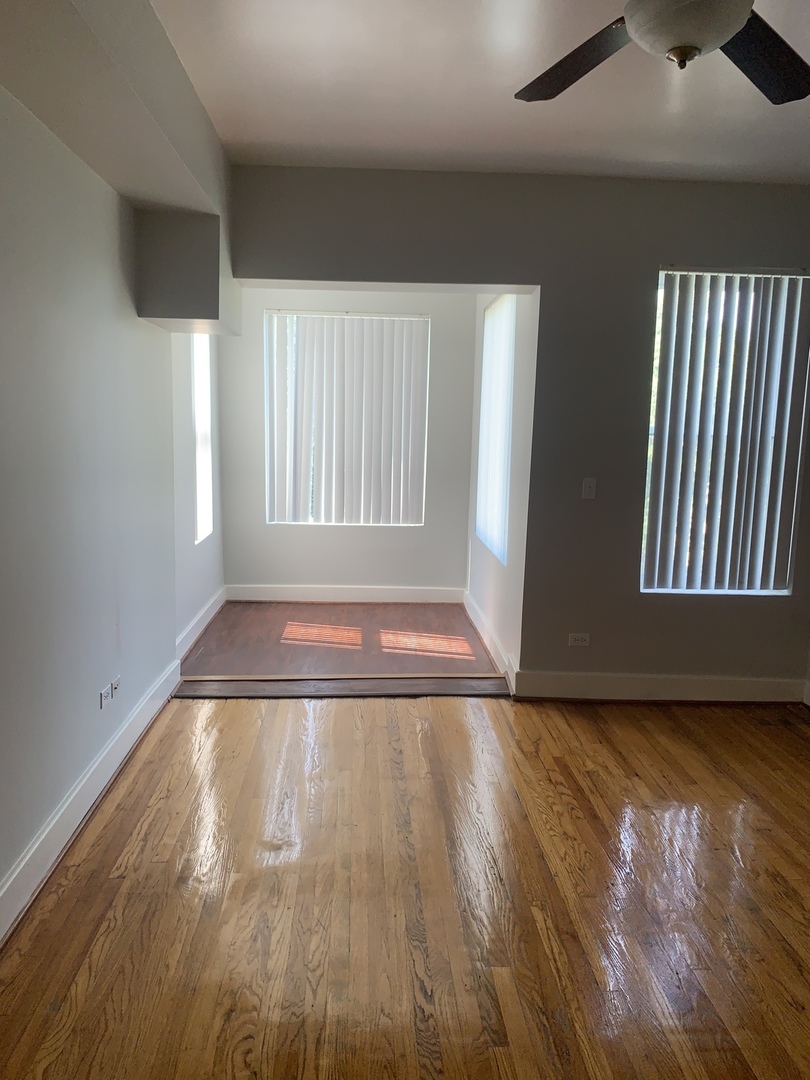 Chicago, Illinois 60624, United States, 2 Bedrooms Bedrooms, ,1 BathroomBathrooms,Residential,Active,153998