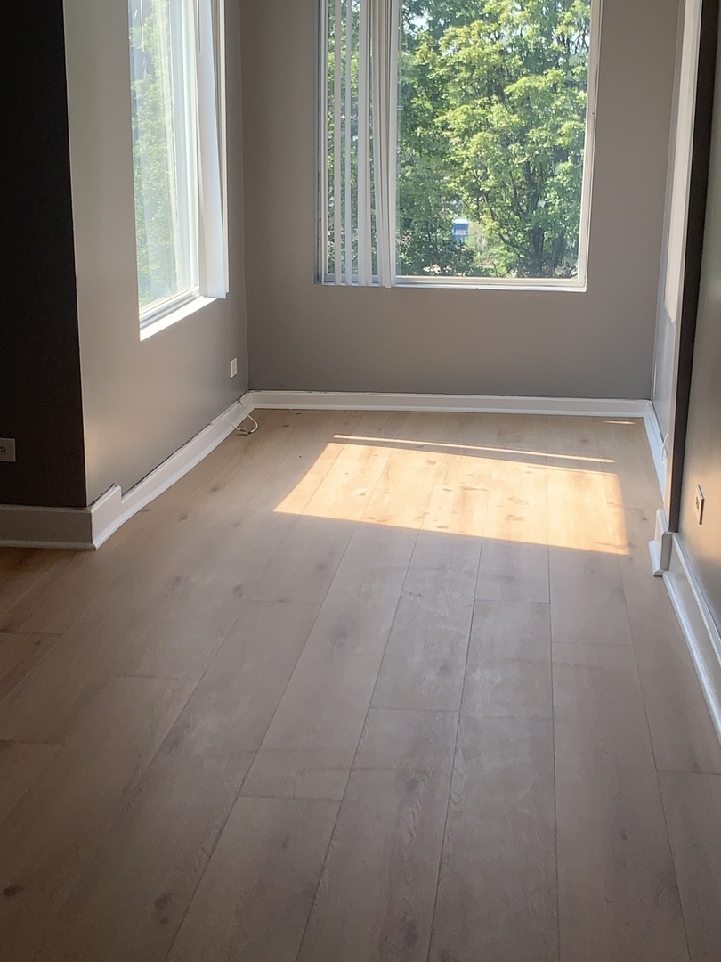 Chicago, Illinois 60624, United States, 2 Bedrooms Bedrooms, ,1 BathroomBathrooms,Residential,Active,153998