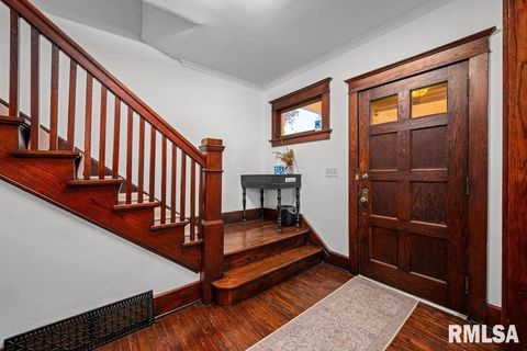 Tiny photo for 2428 ARLINGTON Avenue, Davenport, IA 52803 (MLS # QC4270032)