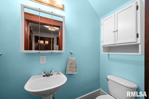 Tiny photo for 2428 ARLINGTON Avenue, Davenport, IA 52803 (MLS # QC4270032)