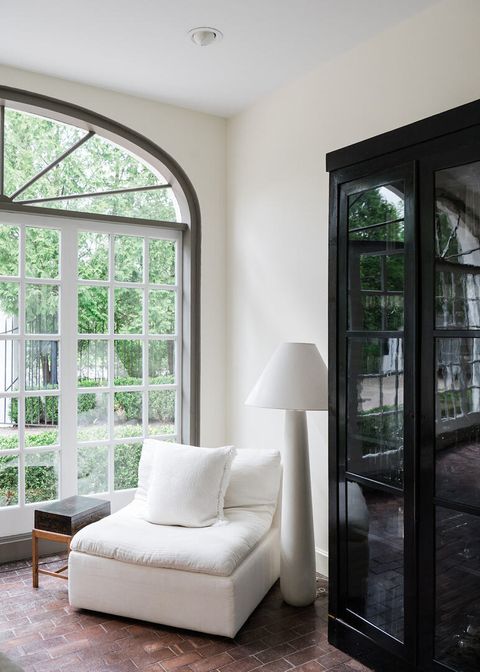 Tiny photo for 51 S Mayflower Road, Lake Forest, IL 60045 (MLS # 12618302)